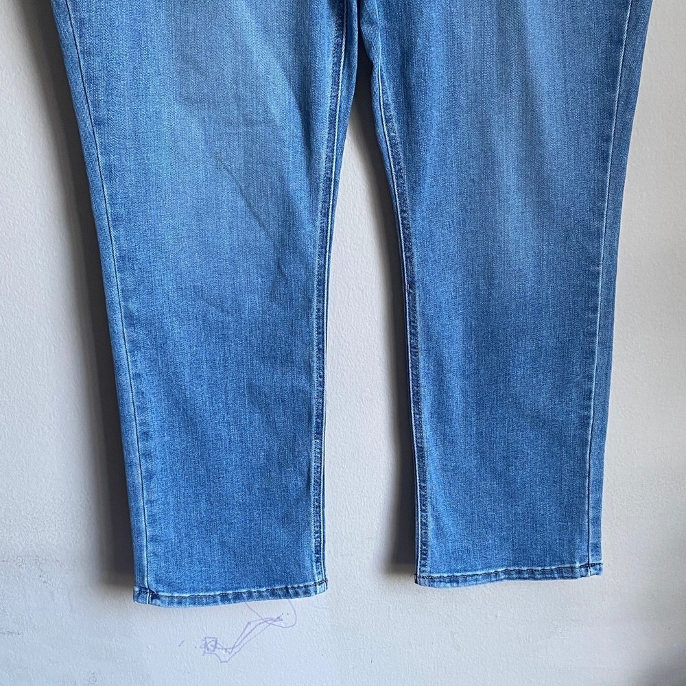 Lee Denim Blue Casual Jeans - Picture 2 of 11